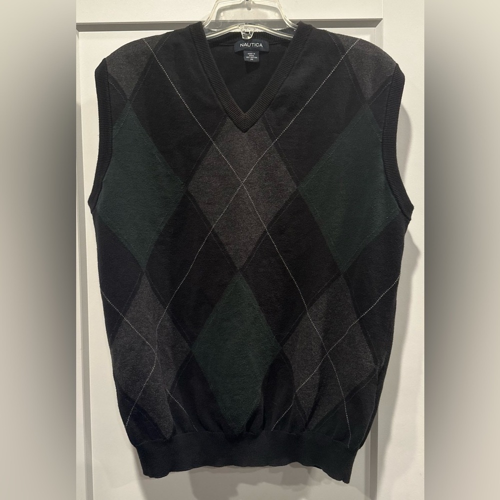 Vintage Nautica Men's V-Neck Argyle Sweater Vest - Black, Green, and Gray